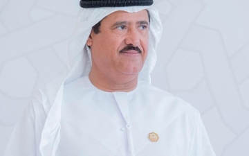 الصورة: الصورة: سلطان بن حمدان يهنئ القيادة الرشيدة بفوز هجن الرئاسة بسيف الإمارات في ختامي المرموم