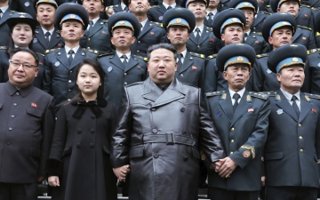 الصورة: الصورة: زعيم كوريا الشمالية يتوعد بـ"ضربة قاتلة": حان وقت الاستعداد للحرب
