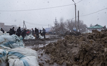 الصورة: الصورة: إجلاء 100 ألف شخص في كازاخستان بسبب الفيضانات