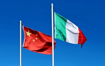 الصورة: الصورة: إيطاليا والصين تعززان تجارتهما رغم انسحاب روما من اتفاقية طرق الحرير