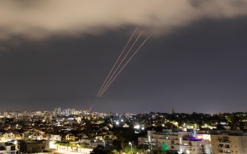 الصورة: الصورة: الجيش الإسرائيلي يتأهب.. وإطلاق صفارات الإنذار بمواقع مختلفة