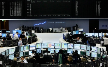 الصورة: الصورة: الأسهم الأوروبية تبدأ الأسبوع بحذر واليابانية تتراجع وسط التوترات الجيوسياسية