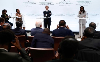 الصورة: الصورة: مؤتمر باريس يتعهد بملياري يورو مساعدات للسودان