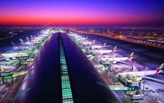 الصورة: الصورة: "مطارات دبي": إعادة فتح إجراءات السفر للمغادرين من المبنى رقم 3
