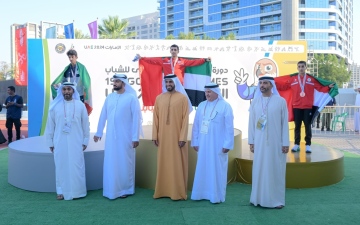 الصورة: الصورة: راشد بن حميد: "الألعاب الخليجية" تُساهم في بناء جيل واعد وتطوير قدراته