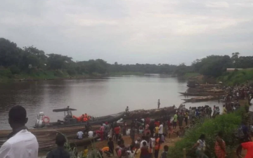 الصورة: الصورة: مصرع 58 شخصاً في حادث غرق بأفريقيا الوسطى