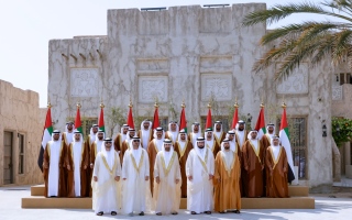 حمدان بن محمد يشهد العرس الجماعي لعدد من أبناء الوطن في دبي