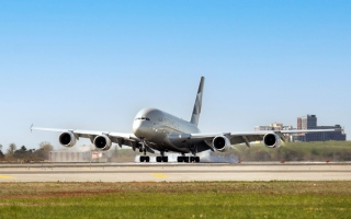 الصورة: الصورة: الاتحاد للطيران تطلق طائراتها "إيرباص A380" إلى نيويورك