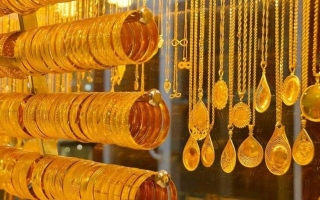 تراجع أسعار الذهب بضغط من موجة جني الأرباح