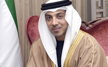 الصورة: الصورة: منصور بن زايد يستقبل السفير السعودي
