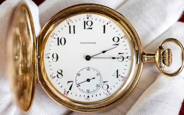 الصورة: الصورة: ساعة أغنى رجال «تايتانيك» في مزاد علني