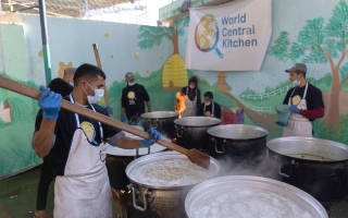 استئناف عمل المطبخ المركزي العالمي في قطاع غزة