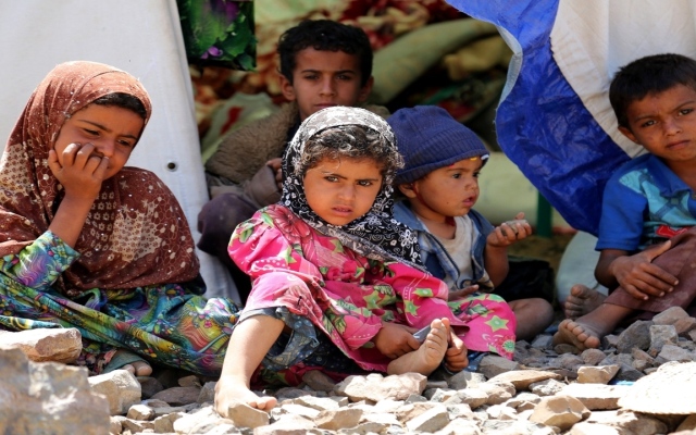 الصورة: الصورة: طفل يمني يموت كل 13 دقيقة في مناطق سيطرة الحوثيين