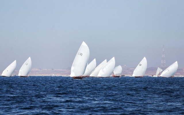 الصورة: الصورة: «دبي البحري» يواصل تجهيزات ملحمة «القفال 33»