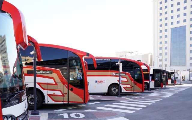الصورة: الصورة: طرق دبي تعلن عن تعليق مؤقت لخدمة الحافلات عبر المدن