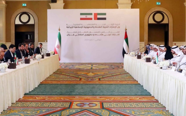 الصورة: الصورة: الإمارات وإيران تعقدان الدورة الأولى للجنة الاقتصادية لتعزيز التعاون بالقطاعات الجديدة