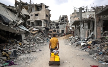 الصورة: الصورة: الأمم المتحدة: إعادة إعمار غزة قد تستمر للقرن المقبل