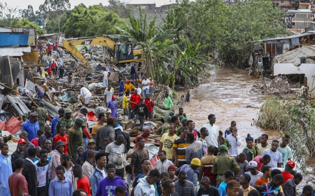 الصورة: الصورة: الفيضانات تفتك بتنزانيا وكينيا وإندونيسيا والبرازيل