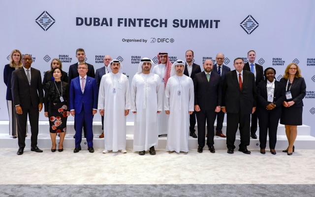 الصورة: الصورة: مكتوم بن محمد: دبي تتمتع بالبنية التحتية والتشريعية المثالية لقيادة منظومة التكنولوجيا المالية