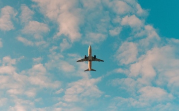 الصورة: الصورة: طائرة ركاب تعود بعد إقلاعها.. بسبب رائحة غريبة
