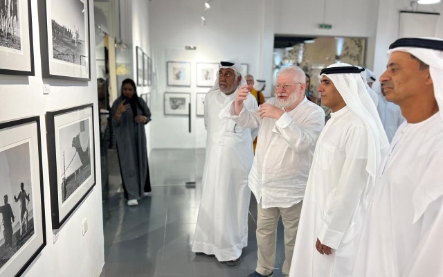 الصورة: الصورة: سالم بن سلطان القاسمي يفتتح معرض «الهجن» في دبي