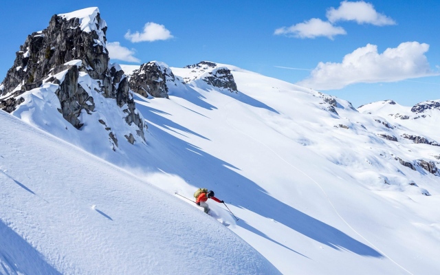 الصورة: الصورة: وفاة نائب المستشار السويسري أثناء رحلة تزلج