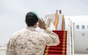 الصورة: الصورة: ذياب بن محمد بن زايد ينقل تعازي رئيس الدولة إلى ملك البحرين في وفاة عبد الله بن سلمان