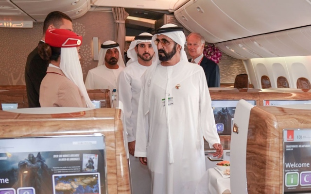 الصورة: الصورة: محمد بن راشد: «طيران الإمارات» قصة تحدٍ أقلعت قبل 39 عاماً وأسهمت في مسيرة نجاح دبي
