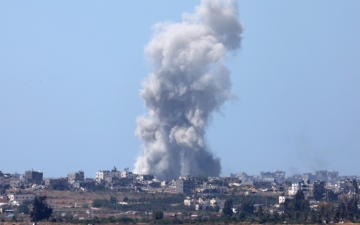 الصورة: الصورة: الجيش الإسرائيلي ينسحب من حي الزيتون جنوبي غزة