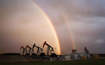 الصورة: الصورة: اتهام شركات النفط الصخري الأمريكية بالتواطؤ لرفع الأسعار