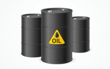 الصورة: الصورة: النفط يتجه لتحقيق مكاسب أسبوعية وسط مؤشرات على تحسن الطلب