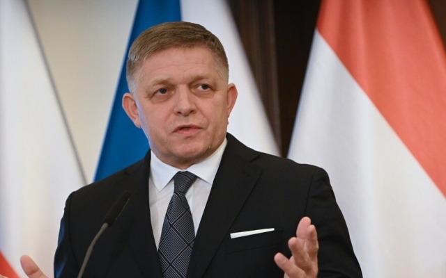 الصورة: الصورة: رئيس الحكومة السلوفاكية تجاوز مرحلة الخطر