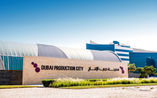 الصورة: الصورة: «دبي للإنتاج» تعرض إنجازاتها ومقوماتها في «دروبا 2024» الألماني