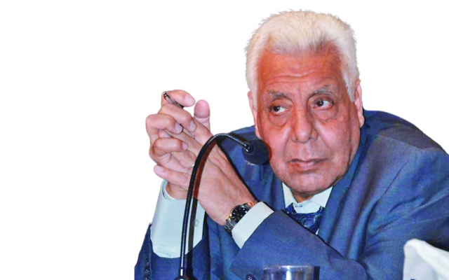 الصورة: الصورة: عاصم عبد ربه يرحل عن 71 عاماً
