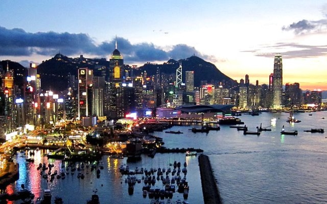 الصورة: الصورة: هونغ كونغ تبحث ترخيص 11 بورصة عملات مشفرة