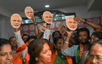 الصورة: الصورة: ائتلاف ناريندرا مودي يتصدر النتائج الأولية للانتخابات الهندية